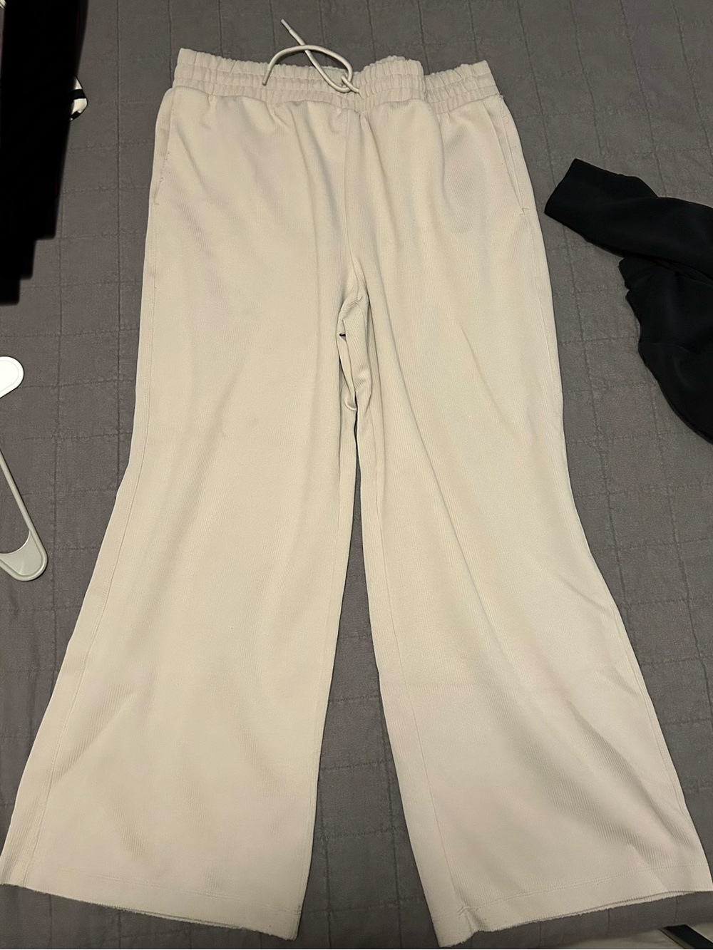 All in Motion Activewear Cream Pants